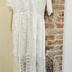 Elegant White Lace Dress